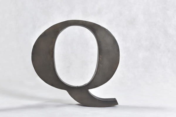 Deko-Buchstabe Q zum Hängen Stahl 31x5